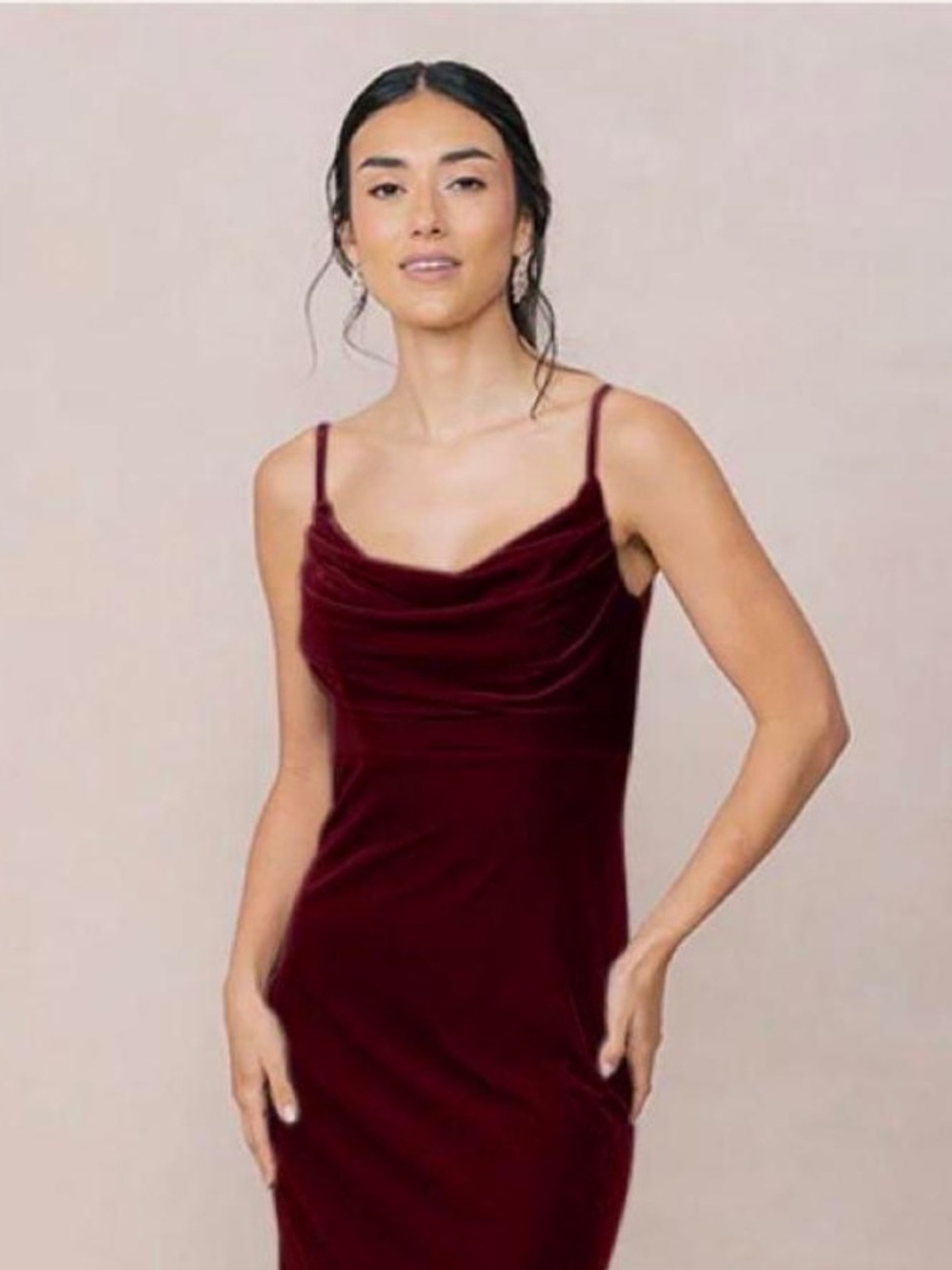 Elegant Cowl Neck Velvet Slip Dress in Wine